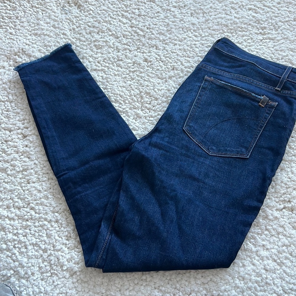 Gently worn designer denim, Joe’s. 27/4. Raw hem.